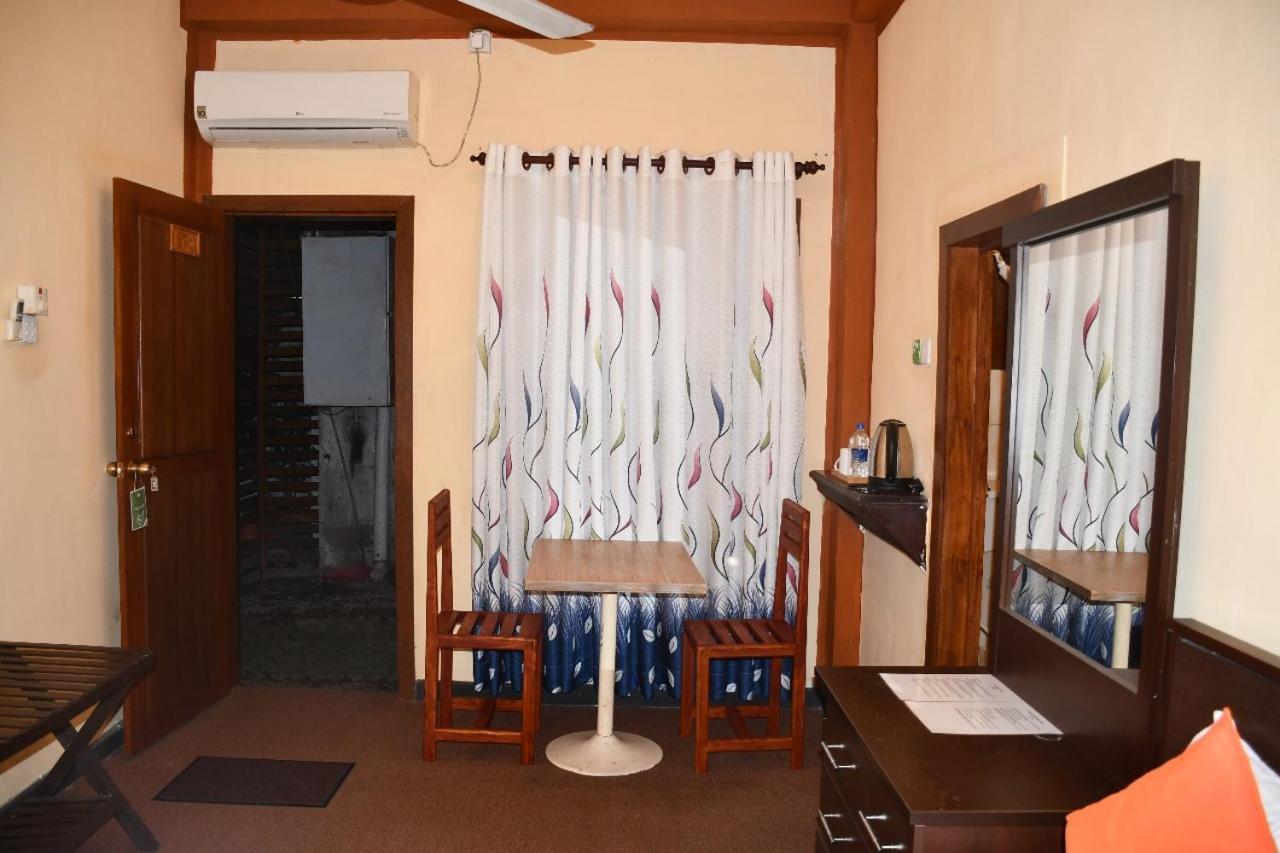 Cinnamon Airport Residencies Katunayaka Extérieur photo